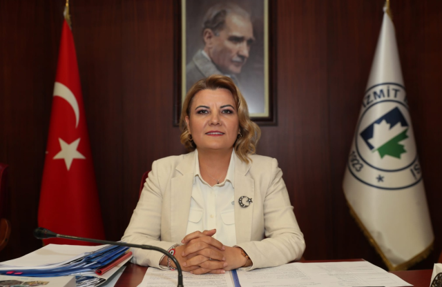 İZMİT BELEDİYESİNE OPERASYON