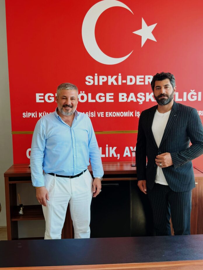 İŞ İNSANI AZAD KAHRAMAN
