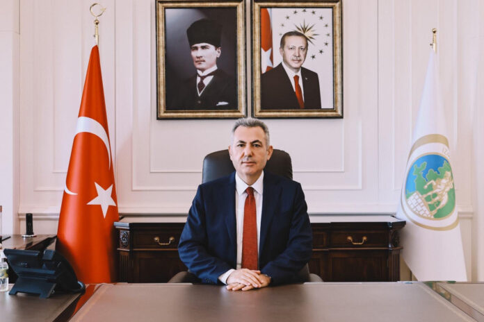 İZMİR VALİSİ